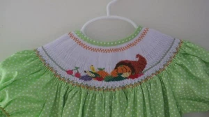 Neu mit Etikett Thanksgiving Füllhorn gesmoktes Bischof Baby Mädchen Kleid 18M - Bild 1 von 3