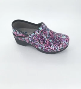 3861 Dansko Womens LT Pro Ditsy Floral Patent Leather Clog Size 37 EU 6.5-7 US - Picture 1 of 10