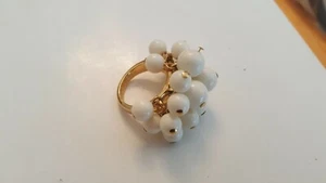 $78 Trina Turk Confetti Bauble Gold Ring Cream - Picture 1 of 2