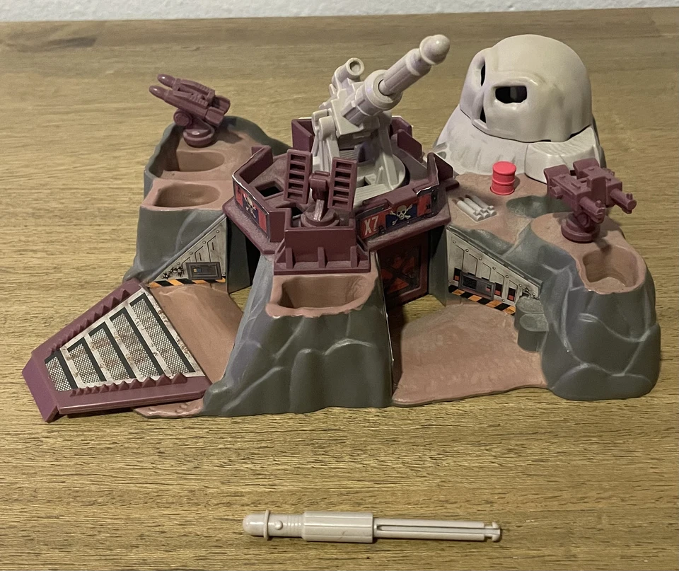 Vintage Micro Machines Military Battle Zones: Skull Canyon - 100% Complete - Image 1 of 3