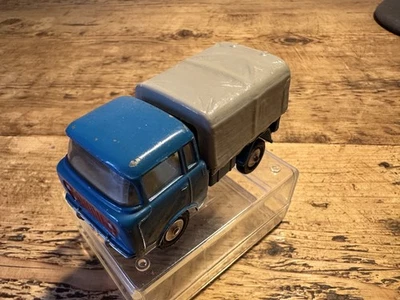 Corgi Toys 470 Jeep FC-150 & Detachable Hood (with box) - Image 1 of 4