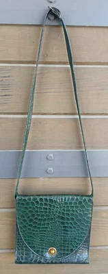 Vintage Late 60s - Early 70s Green Crocodile Embossed Leather Purse  - Image 1 of 4