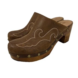 FRYE Brown Leather Clogs Mules Stitching Studs Womens 10 - Picture 1 of 17