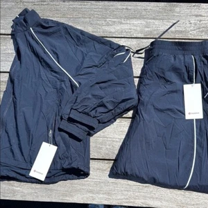 LULULEMON SET License to Train Jogger & Jacket true navy blue NWT SIZE 14 - Picture 1 of 10