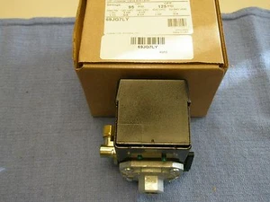 FURNAS/HUBBELL 69JG7LY AIR COMPRESSOR PRESSURE SWITCH 95-125PSI Old #69MC7LY - Picture 1 of 1