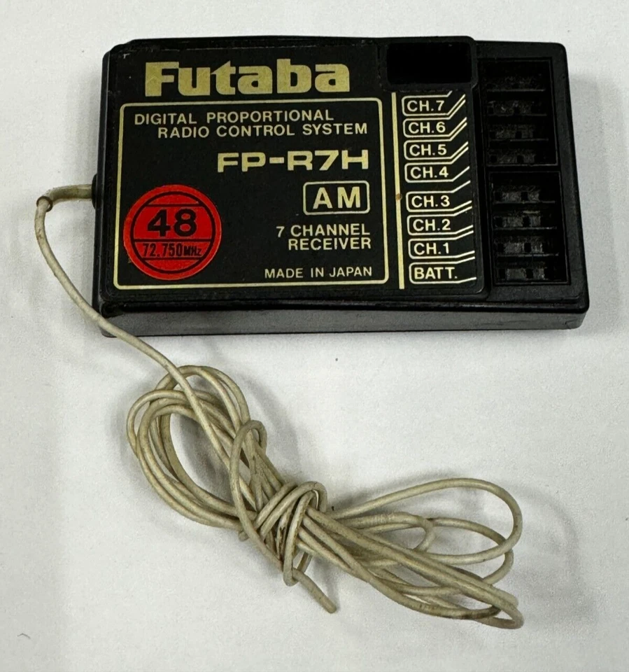 Really Nice Futaba FP-R7H R7H AM 72mhz RC Airplane Receiver RX G Plug - Image 1 of 1