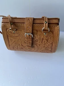 Handbesetzte Leder Western Style Umhängetasche/Handtasche gefüttert Druckknopfverschluss Crossbody - Bild 1 von 7