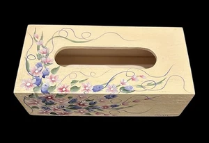 Vintage handbemalte signierte Kleenex Tissue hellbraune Holzkiste - Bild 1 von 13
