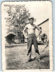 Vintage Photo 1930s, Shirtless Man, Backyard, wearing Jeans 3.5 x 2.5 - Picture 1 of 2