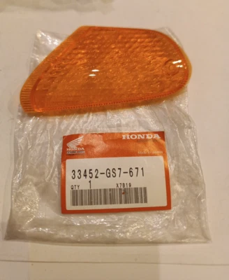 VETRO FRECCIA ANT SX ORIG HONDA SA 50 VISION COD HO 33452 GS7 671 APPLI IN DESCR - Immagine 1 di 2