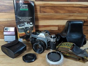 Cámara fotográfica Canon AE-1 Program 35 mm SLR con lente FD 50 mm 1:1,8 + accesorios - Imagen 1 de 12