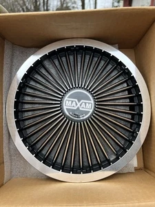 Golf Car Hubcaps - Bild 1 von 3