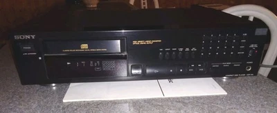 Sony CDP-415 CD-Player, Optischer Digitalausgang, Kopfhörerausgang - Bild 1 von 4
