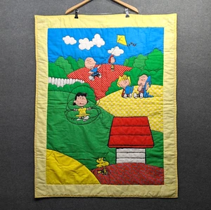 Trapunta coperta vintage Charlie Brown Snoopy Friends decorazione asilo anni 60 bambino 34x44 - Foto 1 di 10