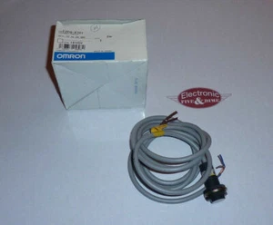 Interruptor de proximidad OMRON E2EQ-X7D1 12-24VDC - Imagen 1 de 1