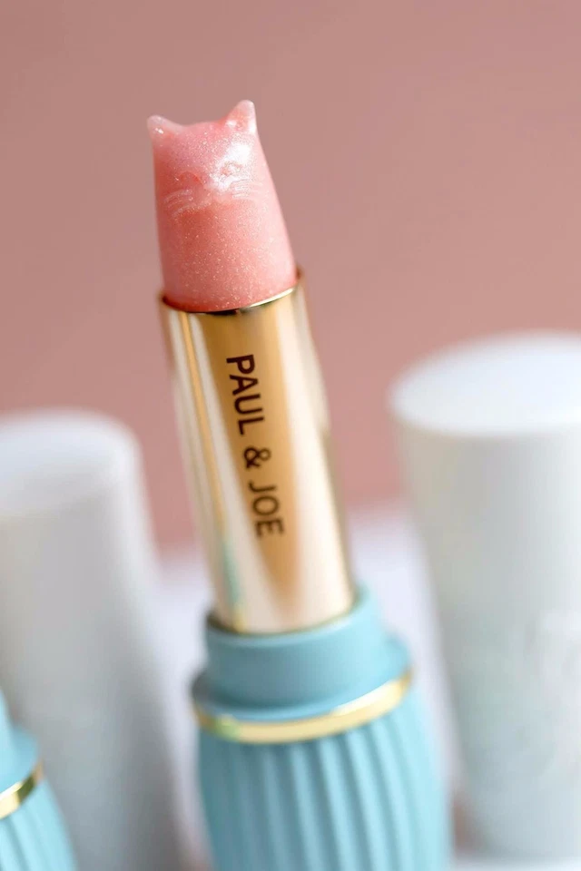 Repuesto de lápiz labial PAUL & JOE Cat -Edición limitada - 402 Pearl Foto 1 de 4