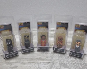 Pin Mate Figura Legno Pantera Nera Set Completo 71-75 Klaw/Okoye/Nakia/Erik/BP - Foto 1 di 16