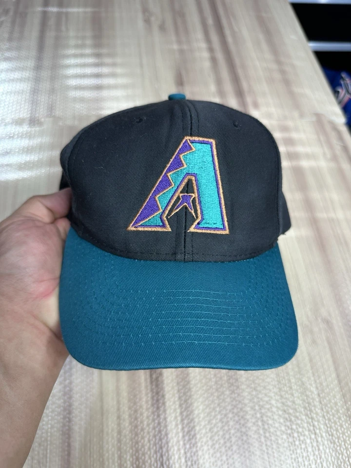 Gorra vintage años 90 Arizona Diamondbacks Logo 7 Foto 1 de 4