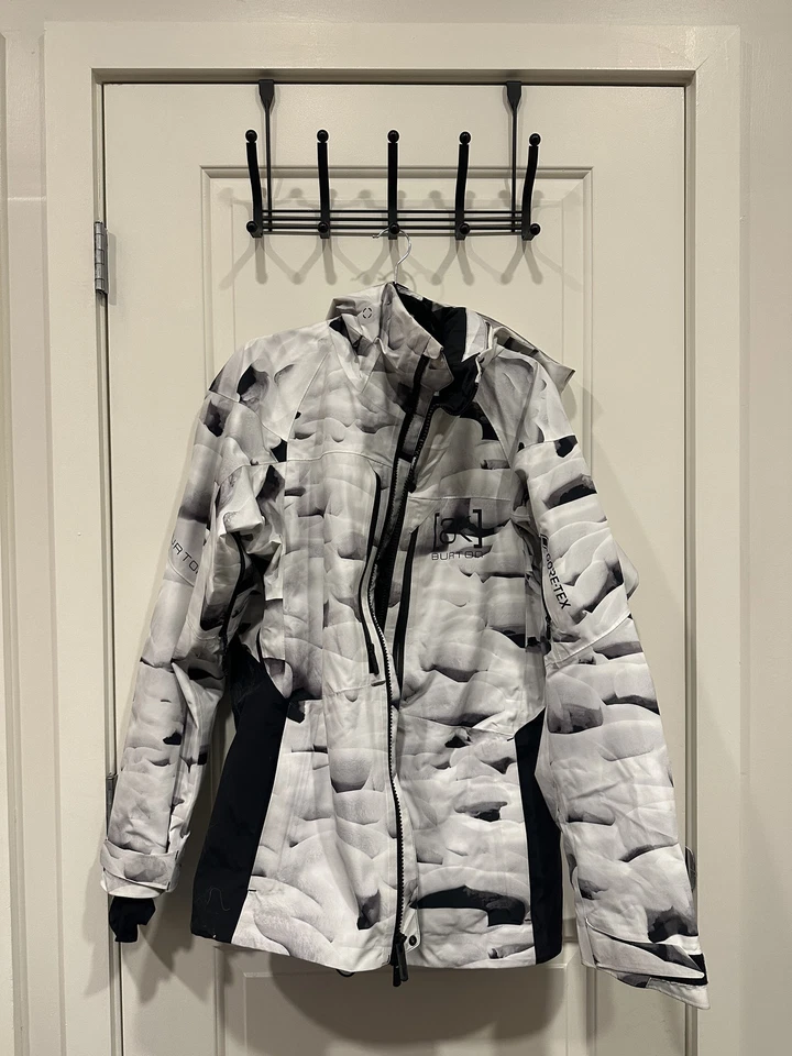 Chaqueta para hombre Burton [ak] Hover GORE‐TEX PRO 3L, blanco y negro, talla M Foto 1 de 4