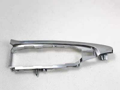 Panel puerta delantera derecha MAZDA CX-5 2012-2016 KD454281B K456843Y PLATEADO Foto 1 de 4