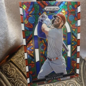 Vitral Panini Prizm Bryce Harper 2022 rojo blanco y azul Prizm - Imagen 1 de 6
