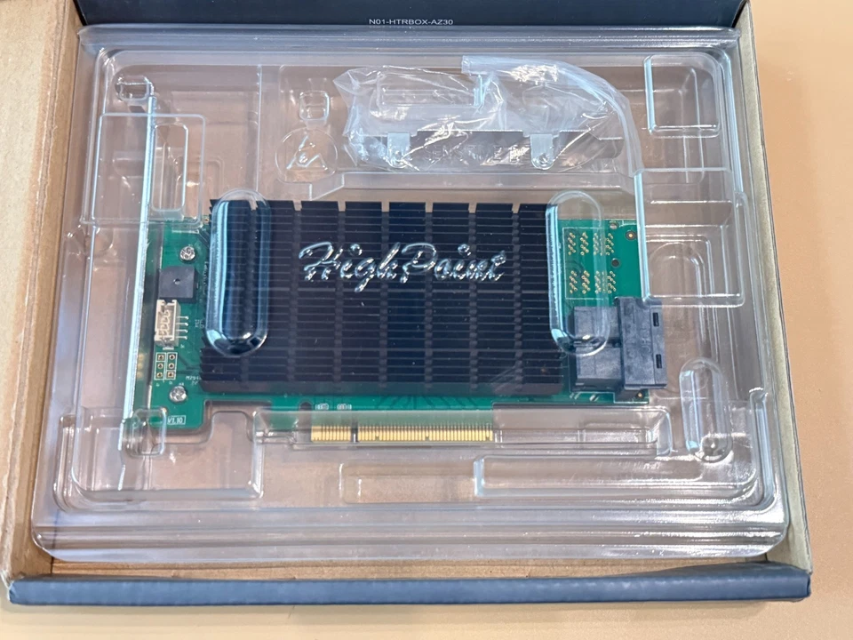 Highpoint Rocket 720L 16-Port 12Gb/s PCIe 3.0 x8 SAS/SATA HBA Controller - Image 1 of 1