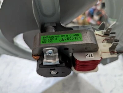 Samsung ME19R7041FS/AA 1.9cu ft 120V 1000W 30in Microwave cooler fan SMF-U2070B - Image 1 of 3