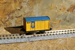 1 N Scale Nanner Wagon Banana Van Freight Car Boxcar - Picture 1 of 5