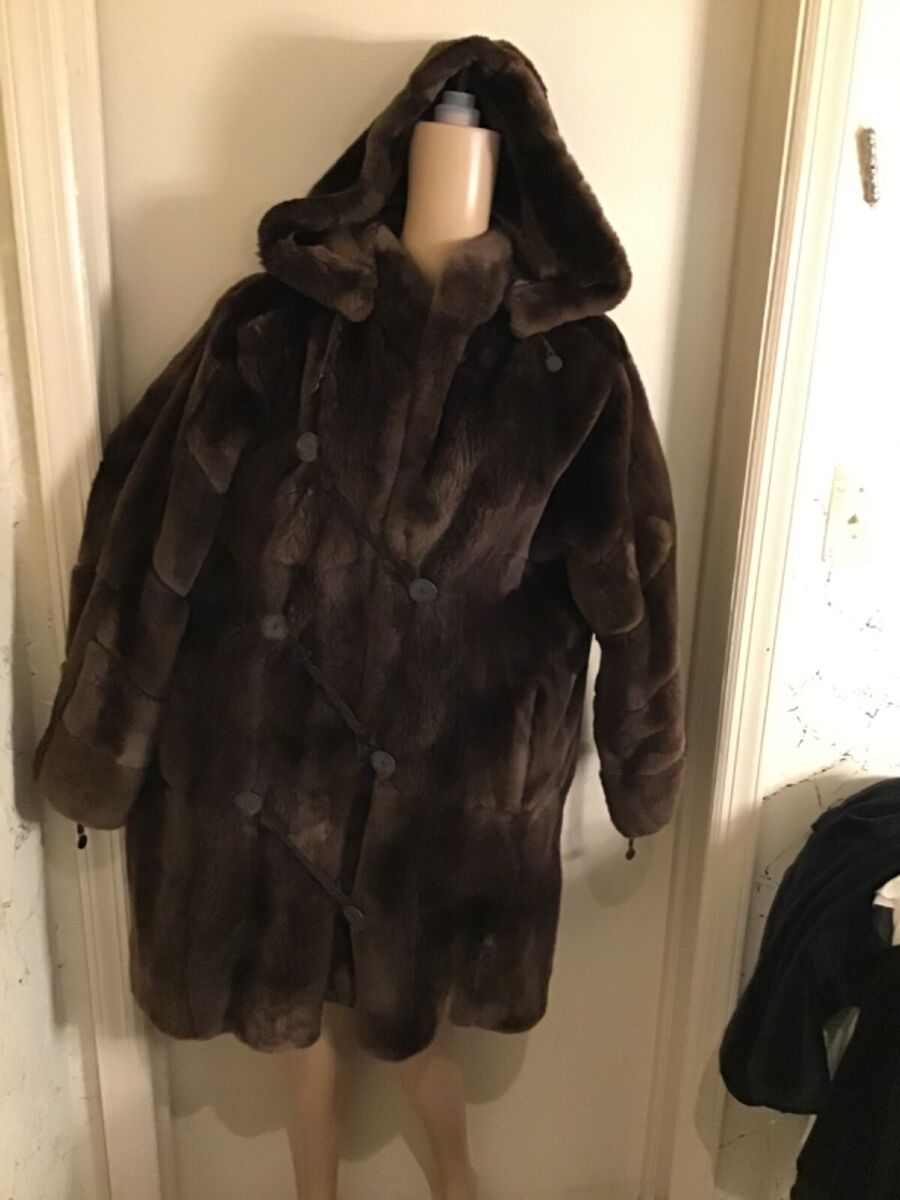 Fendi Fur Coats, Jackets & Vests for Women for sale | eBay Fendi Fur Coats, Jackets & Vests for Women for sale | eBay