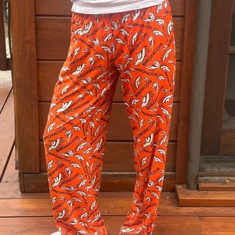 NWT Women’s Denver Broncos Pajama Repeat Logo Pants SIZE Small Cover
