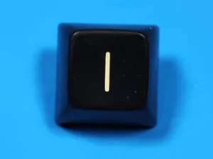 Genuine DEC VT100 terminal keyboard keycap - Letter I (i) key - HTF - Picture 1 of 1