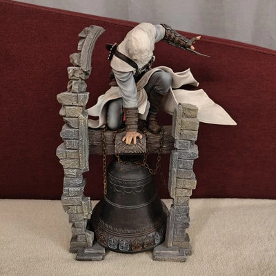 Figurine Assassin's Creed - Altaïr, l'Assassin Légendaire - Clocher - 28cm - Immagine 1 di 4