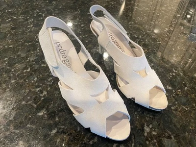 Pedro Garcia, Zapato Mujer, Estilo Maica, Color Chaulk, Talla 38.5 / 8.5  Foto 1 de 2