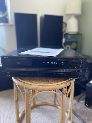 Vintage DENON DCD-1420 COMPACT DISC PLAYER Optical/Coax 20 Bit/8 Times High-End - Image 1 of 4