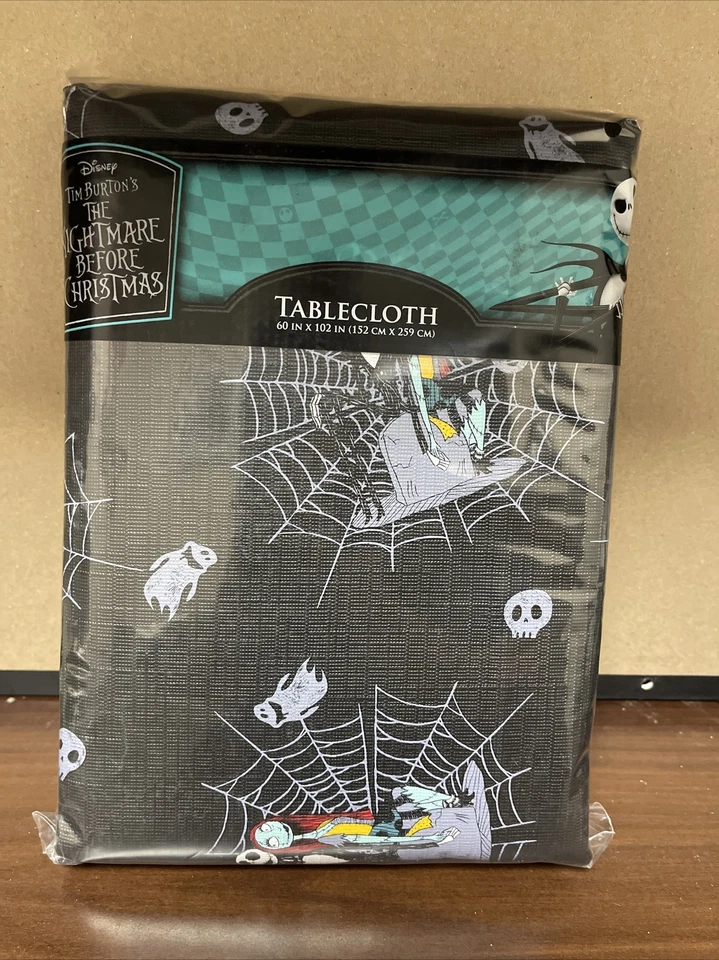 DISNEY Tim Burton THE NIGHTMARE BEFORE CHRISTMAS Tablecloth Purple 60"X102"