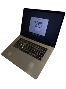Apple MacBook Pro 15 2017 i7 2,9 GHz 16 GB RAM 512 GB SSD Monterey sin CA #3184973 - Imagen 1 de 3