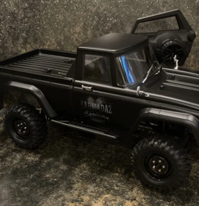 Oruga Carisma Coyote Sca-1e (personalizada) 1/10 - Imagen 1 de 9