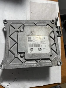 VAUXHALL ASTRA H 2006-2014 ENGINE CONTROL MODULE UNIT ECU 55568735 S0700403 - Picture 1 of 3