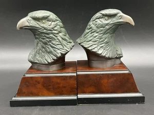 Set of Book Ends Metal Eagle Head on Wooden Base Decorative Crafts Inc - Picture 1 of 14