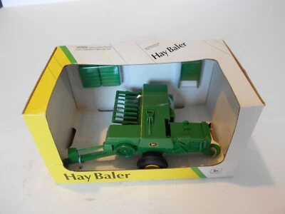 Vintage 1993 Ertl 1:32nd Scale John Deere 338 Hay Baler w/4 Bales, #5639, NIB - Image 1 of 4