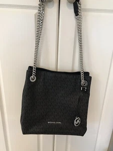 Michael Kors (MK) Crossbody Handbag Black With Leather & Silver Chain Strap - Picture 1 of 9