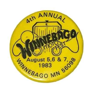 4to Anual Winnebago Moto Fest 1983 Vintage Pinback Botón Minnesota A19 - Imagen 1 de 3