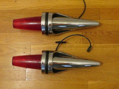 Brillante Chrysler Imperial 1962 pistola mira luz trasera carcasas y lentes Foto 1 de 4