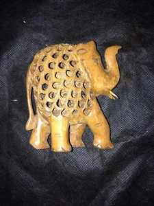 Antiker gekalbter Elefant aus Holz in einem gekalbten Elefanten bizarr Puzzle! - Bild 1 von 6