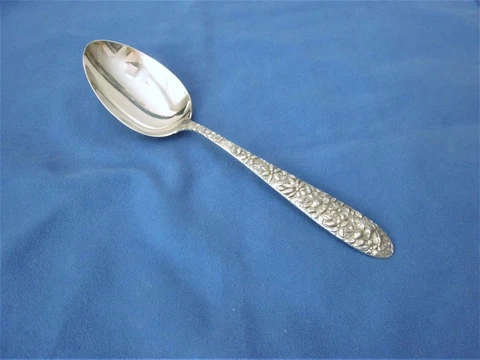 Vintage  Sterling Silver "Southern Rose" by Manchester8" Serving Spoon- 54 g Cover