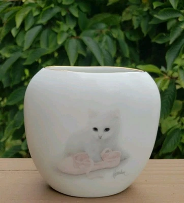 Jarrón de colección Otagiri Bob Harrison blanco gato gatito rosa ballet zapatilla soporte para lápices Foto 1 de 4