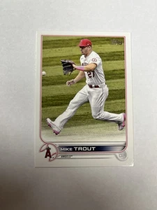 2022 Topps Mike Trout Baseball Card #27 Mint - Bild 1 von 2