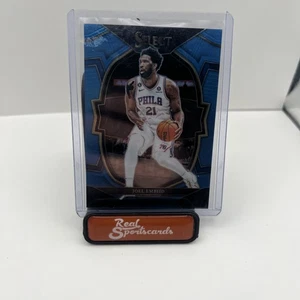 JOEL EMBIID 2022-23 SELECT CONCOURSE LIGHT BLUE PRIZM 76ERS /299 Q4926 - Bild 1 von 2