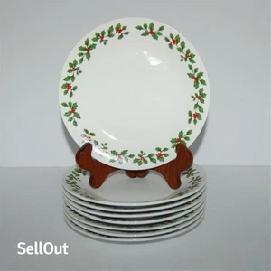 Vtg Royal Norfolk Christmas Salad / Dessert Plates Set of 8 Holly & Berries 7.5” - Picture 1 of 6