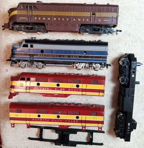 HO Locomotive Lot Vintage Penn Line Varney AHM Untested Parts B&O FEC PRR As Is - Picture 1 of 6